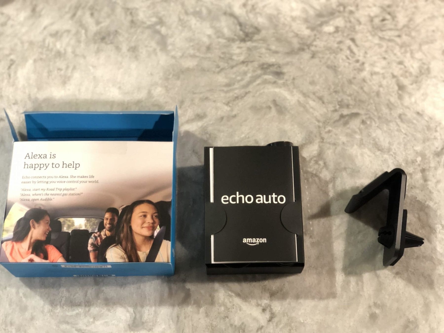 Unboxing and Setting up the  Echo Auto 